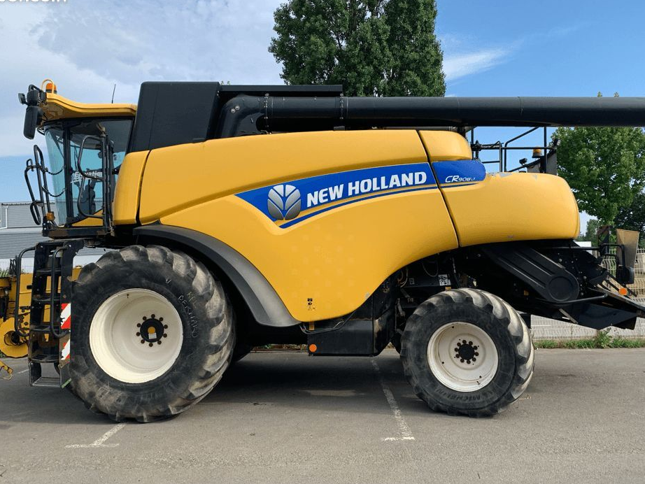 New Holland CR 9080
