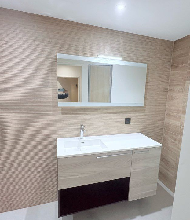 Duplex T3 54 m2 - Entrée indépendante- Proche gare - Climatisé - Faibles charges