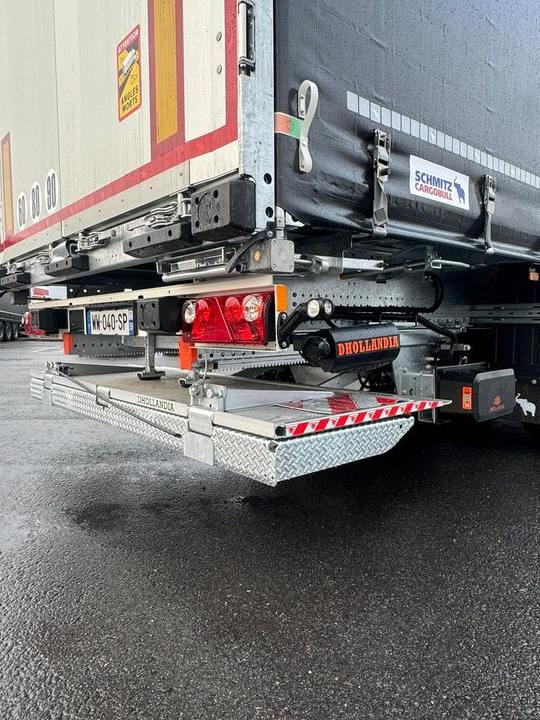 LOA semi remorque bâchée neuve hayon SCHMITZ CARGOBULL