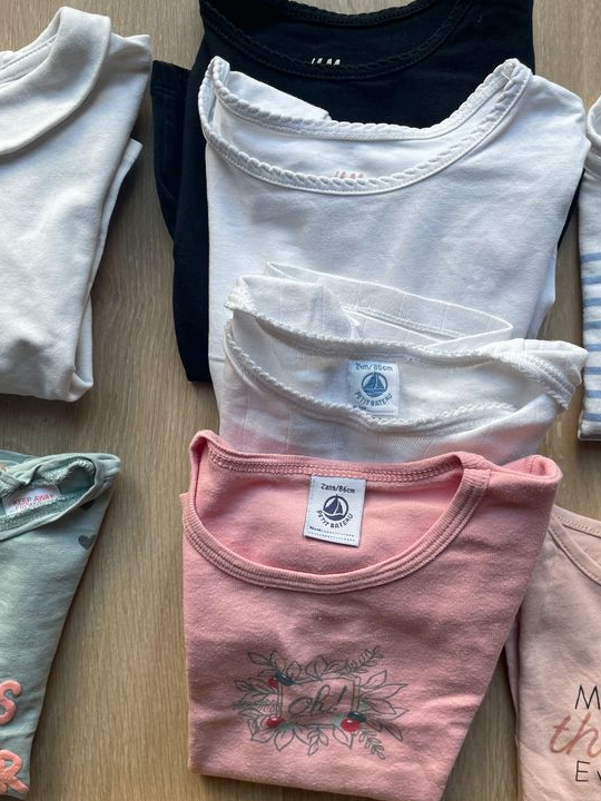 Lot de 17 hauts manches longues fille - 24 mois (Petit Bateau, Okaidi, Petit Pan, etc.)