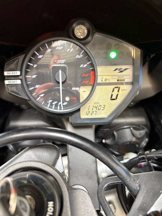 À vendre Yamaha YZF R1 CROSSPLANE