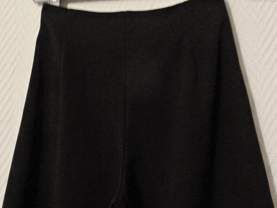 🌼 Pantalon/ Pantacourt Noir à Fines Rayures Blanc- Taille 36- Rodika Zanian