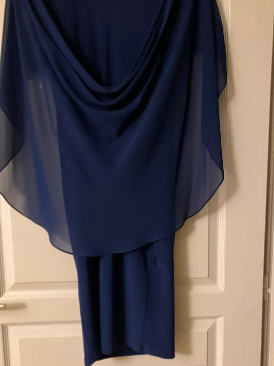Très belle robe de cérémonie NEUVE