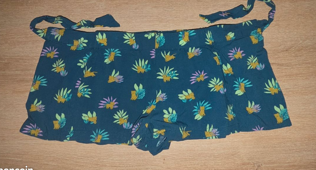 Short Fluide Bleu Canard 18M Gémo Haut Tropical Léopard Ceinture à Nouer