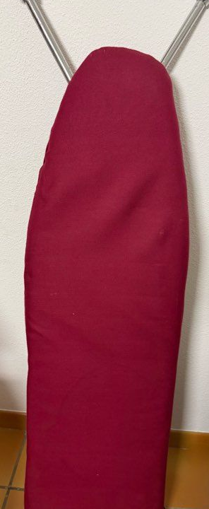 Table à repasser industrielle