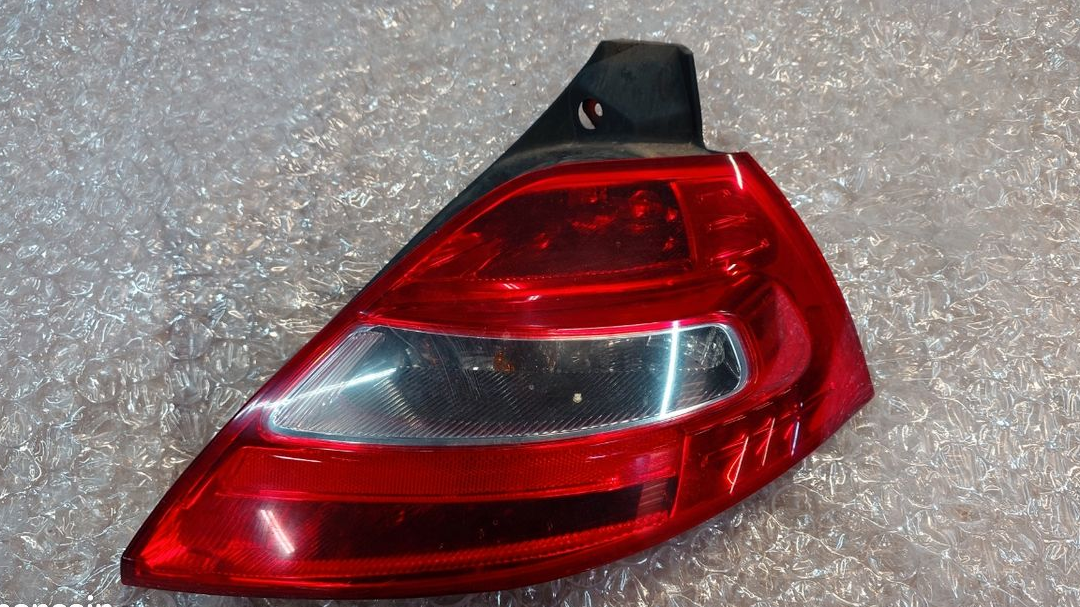 Feu arrière Mégane 2