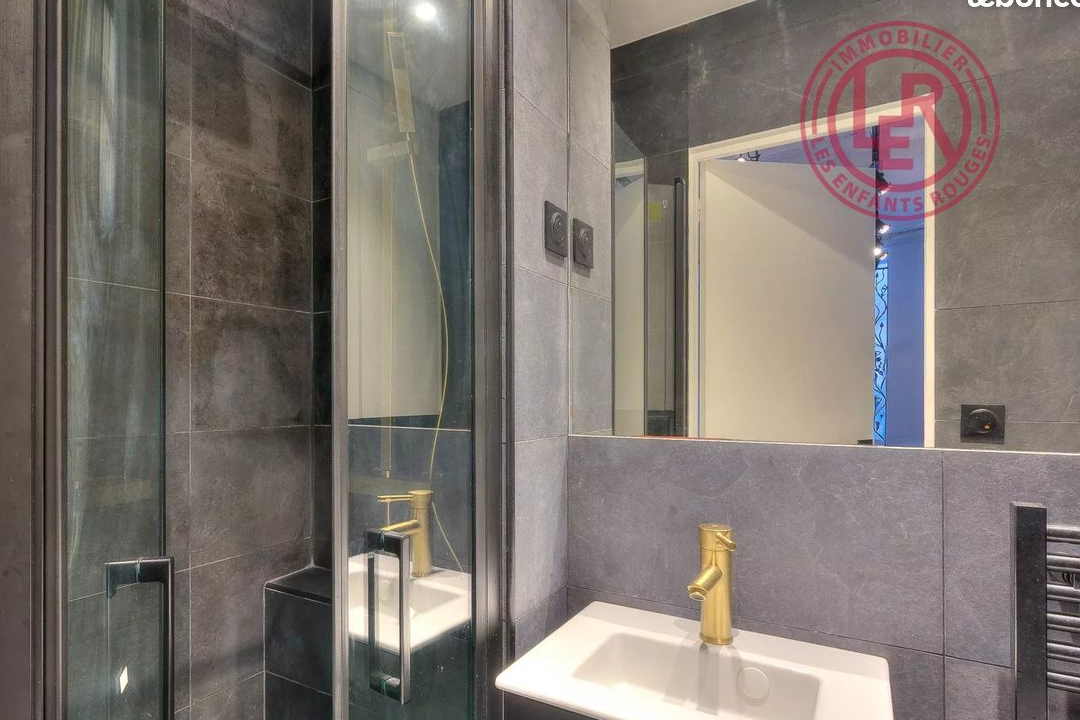 Local commercial 29 m² Paris 4ème