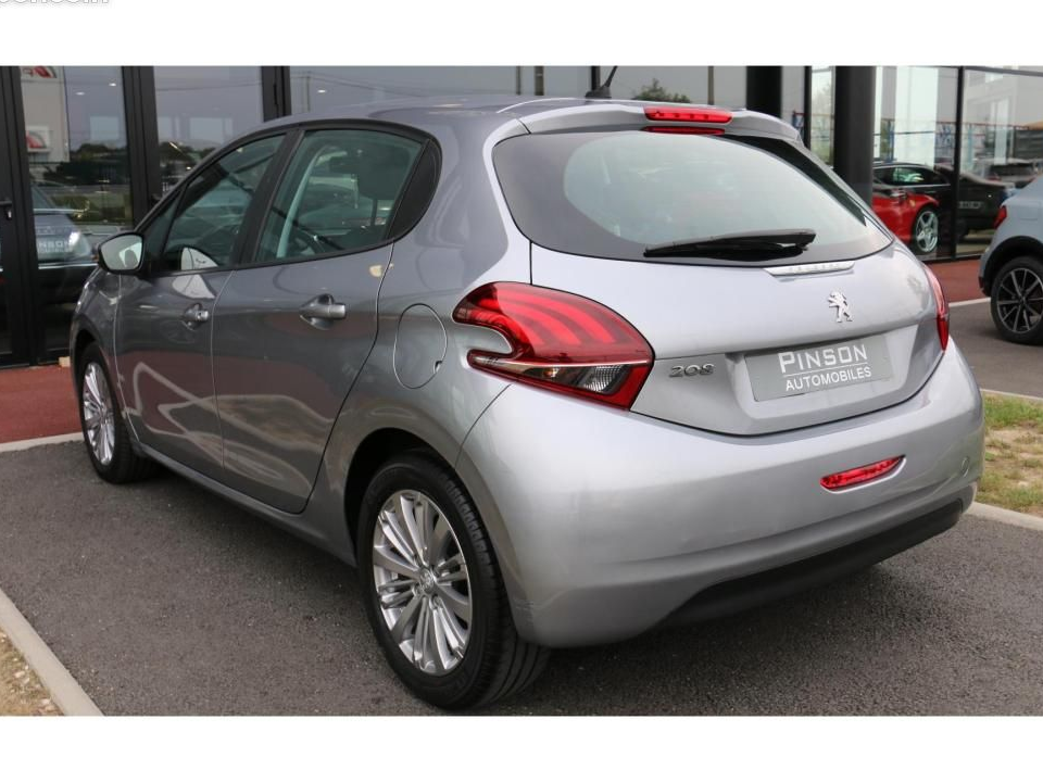 Peugeot 208 1.2 82 Active