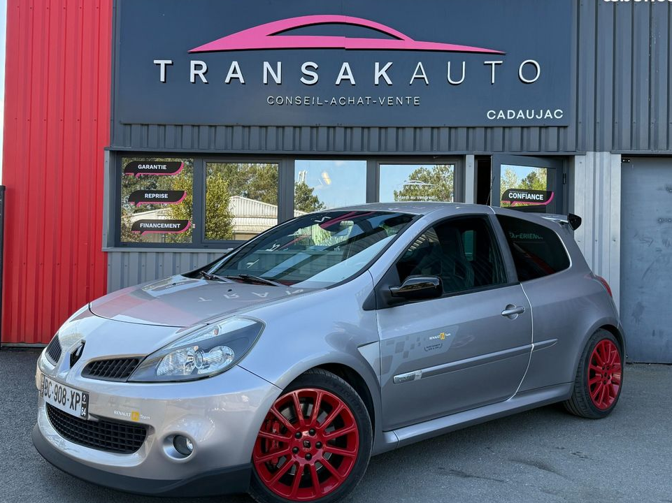 RENAULT CLIO III RS 2.0 16V 200Ch