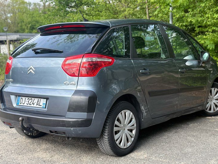 Citroën C4 Picasso BVA 1.6l HDI 110CV