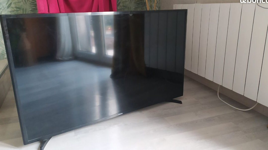 TV Samsung 48