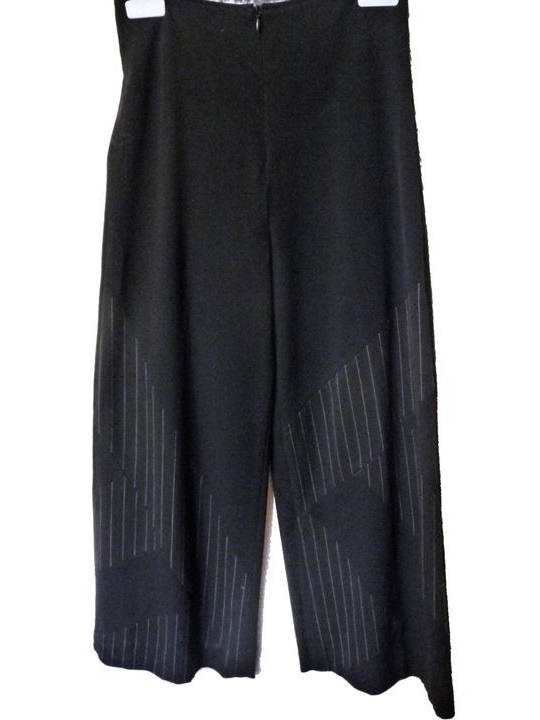 🌼 Pantalon/ Pantacourt Noir à Fines Rayures Blanc- Taille 36- Rodika Zanian
