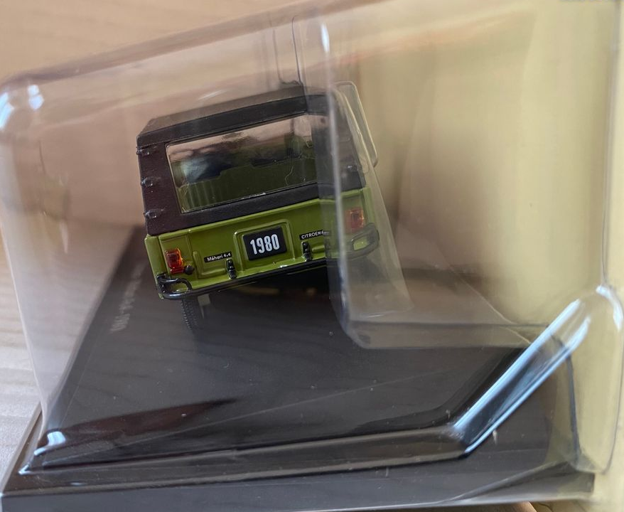 Véhicule Miniature Citroen Méhari 4x4 de 1980 1/43