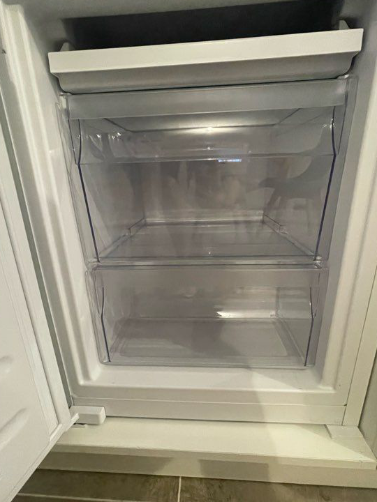 Réfrigérateur whirlpool neuf