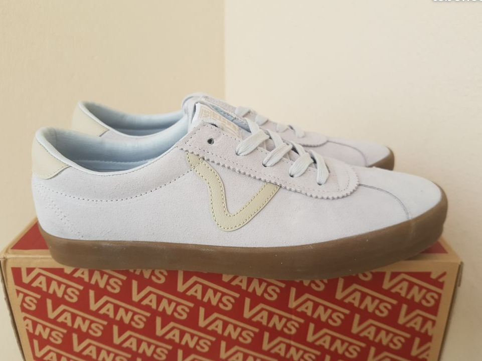 Vans Sneakers cuir suédé 44 taille tout neuf
