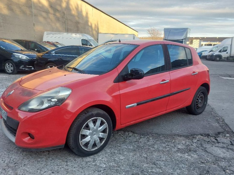Renault CLIO III 1.5 DCI 85 CV PACK CLIM,